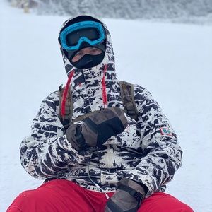 Meet your Posher, Andrew